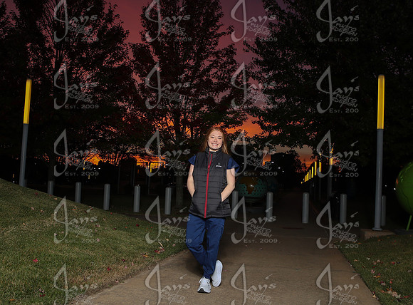 Campbell Marlow (Nurse Graduation Photos) 11-10-25_JWM_0067