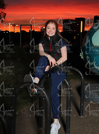 Campbell Marlow (Nurse Graduation Photos) 11-10-25_JWM_0072