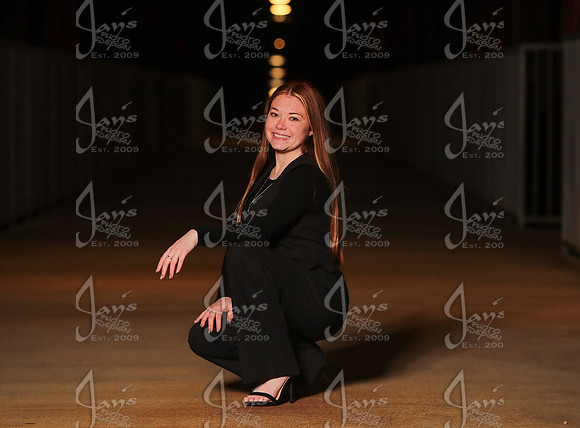Campbell Marlow (Nurse Graduation Photos) 11-10-25_JWM_0108