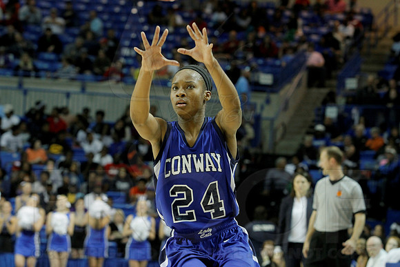 7A Girls State Finals-Fort Smith Northside vs. Conway 3-13-2014 (© Justin Manning) JWM_0235