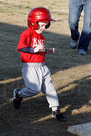T-ball Angel's & Rangers 3-26-13 (© Justin Manning) JWM0011