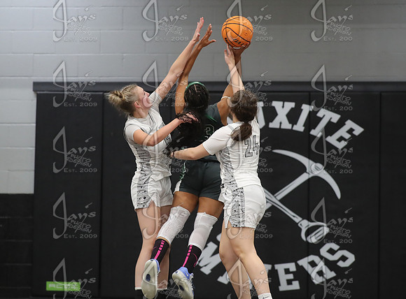 Episcopal @ Bauxite Sr. Girls 11-11-25_JWM_0365