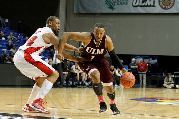 WKU vs. UL-Monroe Men's JWM0163 (©Justin Manning)