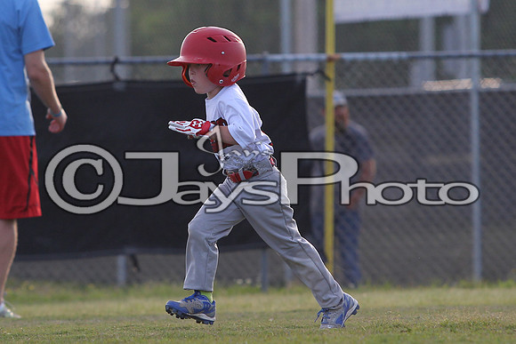 Bomb Squad vs. Cardinals 6-7 year old (Pitching Machine) 5-5-2015 (©Justin Manning) JWM_0161