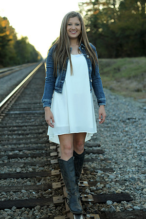 Bailey Hoak Senior Pictures 11-15-16_JWM_0187-2
