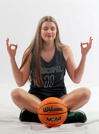 Episcopal Winter Sports Banners 11-9-25_JW_0251