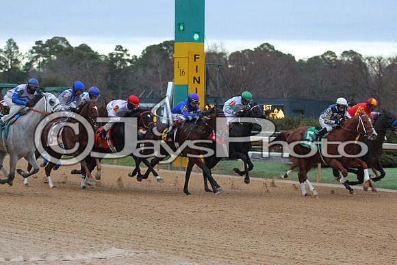 Oaklawn Smarty Jones Stakes 1-18-2016 (©Justin Manning) JWM_(0398