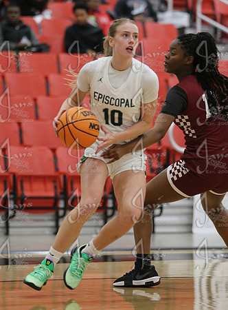 Episcopal vs. Lake Village Sr. Girls (Bill Gibbs Classic) 12-1-25_JWM_0201