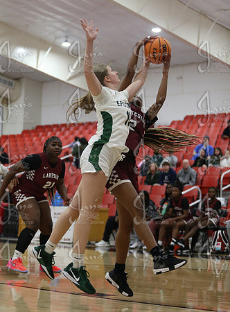 Episcopal vs. Lake Village Sr. Girls (Bill Gibbs Classic) 12-1-25_JWM_0339