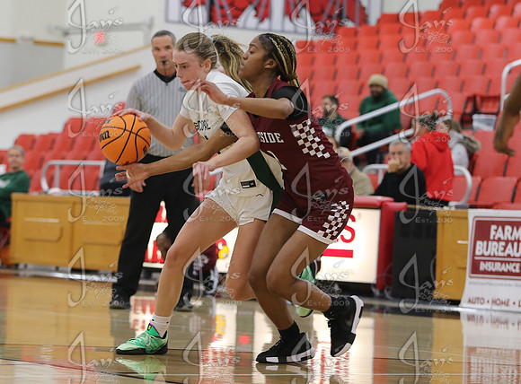 Episcopal vs. Lake Village Sr. Girls (Bill Gibbs Classic) 12-1-25_JWM_0581