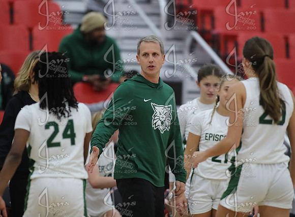 Episcopal vs. Lake Village Sr. Girls (Bill Gibbs Classic) 12-1-25_JWM_0819