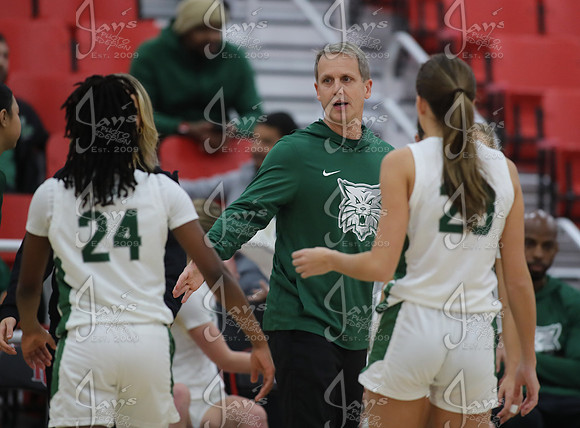Episcopal vs. Lake Village Sr. Girls (Bill Gibbs Classic) 12-1-25_JWM_0821