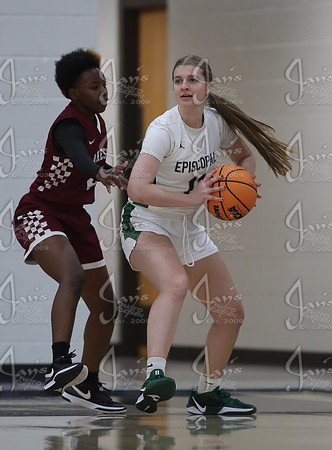 Episcopal vs. Lake Village Sr. Girls (Bill Gibbs Classic) 12-1-25_JWM_0864
