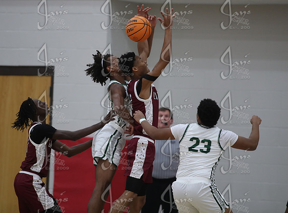 Episcopal vs. Lake Village Sr. Boys (Bill Gibbs Classic) 12-1-25_JWM_0103
