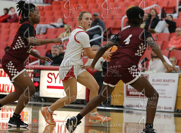 Lake Village @ Harmony Grove Sr. Girls (Bill Gibbs Classic) 12-3-25_JWM_0023