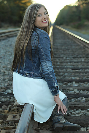 Bailey Hoak Senior Pictures 11-15-16_JWM_0178-2