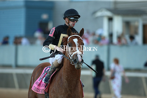 z220402_ArkansasDerbyday_Manning_JWM_2287