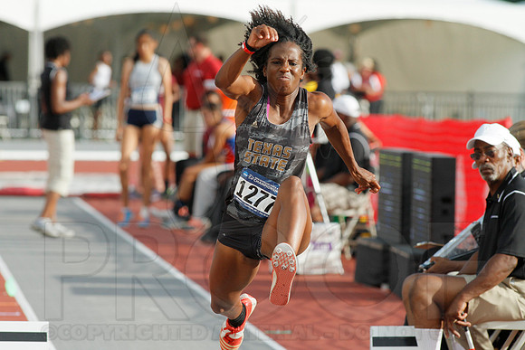 NCAA West Track and Field Preliminaries 5-30-2014 (© Justin Manning) JWM_0081