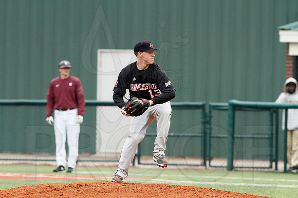 ASU @ UALR baseball 3-17-13 (© Justin Manning) JWM0357