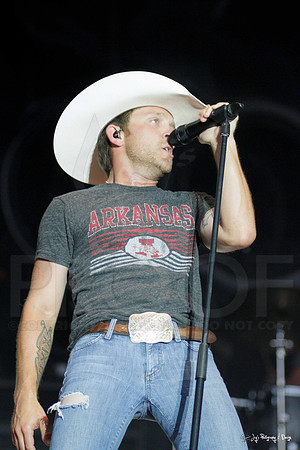 Justin Moore Concert 8-4-12(Justin Manning)153