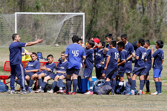Burns Park Soccer 4-6-13(© Justin Manning) JWM0328