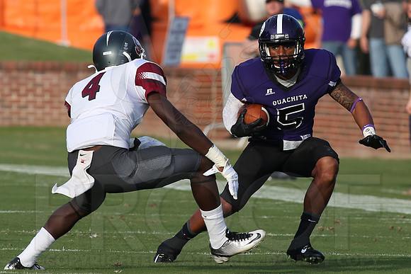 Southern Nazarene @ OBU 9-13-2014 (©Justin Manning) JWM_259
