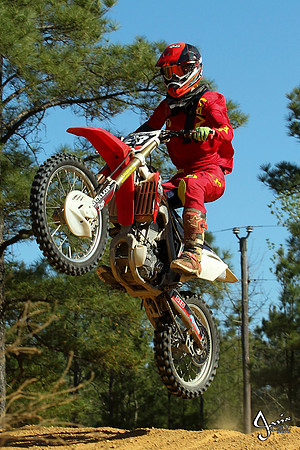 Devin Guthrie senior pictures_JWM_0177