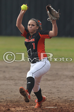 Glen Rose @ Malvern Softball 3-16-2015 (©Justin Manning) JWM_411