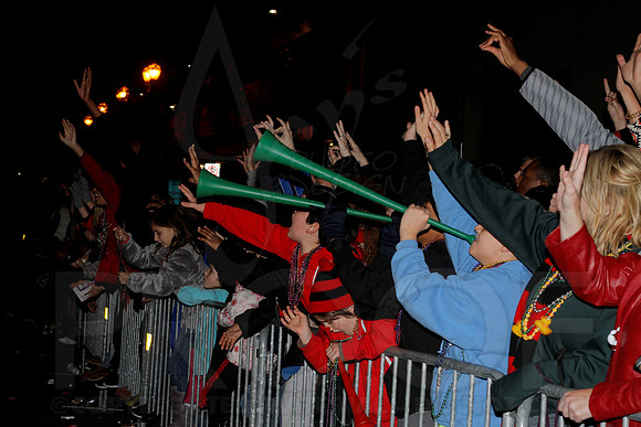 GoDaddy Bowl Mardi Gras Parade (©Justin Manning) JWM_0120