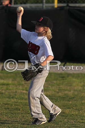 Bomb Squad vs. Cardinals 6-7 year old (Pitching Machine) 5-5-2015 (©Justin Manning) JWM_0202