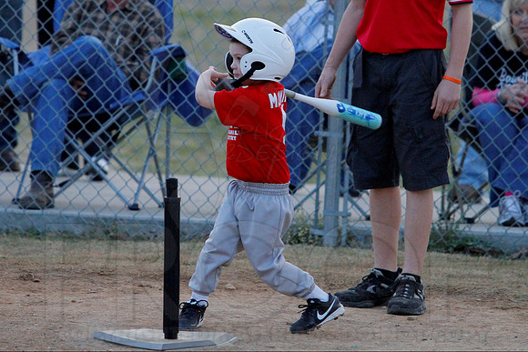 T-ball Angels vs Panthers 3-28-13 (© Justin Manning) JWM0062