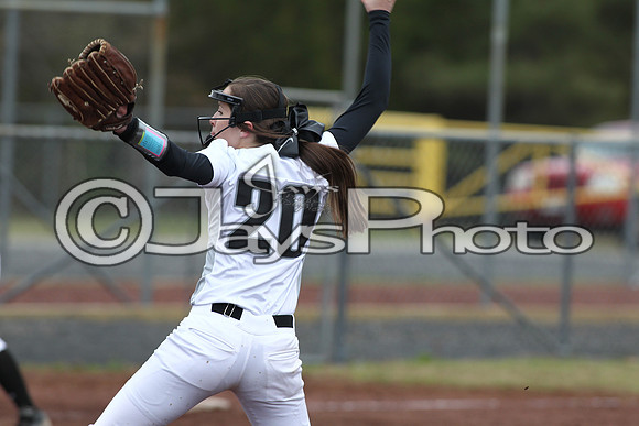 Bauxite vs. Brookland softball 3-28-2015 (©Justin Manning) JWM_0300