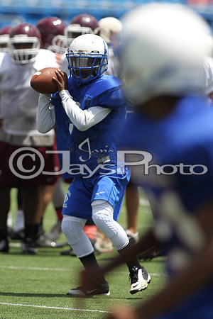 Football Team Camp (War Memorial Stadium) 6-16-2015 (©Justin Manning) JWM_0001