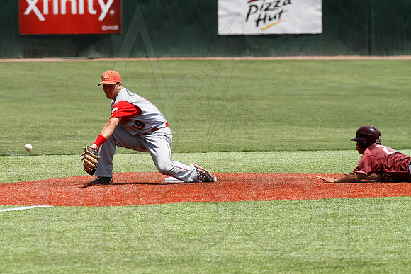 UALR vs. ULL Baseball 4-29-12 (Justin Manning)053