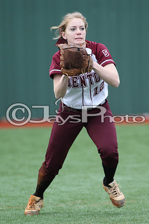 Cabot @ Benton Softball 3-10-2015 (©Justin Manning) JWM_0268