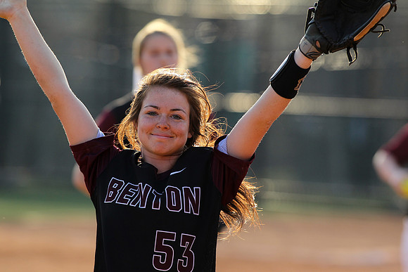 Sheridan @ Benton Softball 3-31-2015 (©Justin Manning) JWM_0360-2