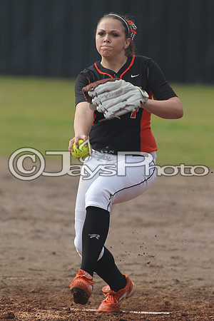 Glen Rose @ Malvern Softball 3-16-2015 (©Justin Manning) JWM_410