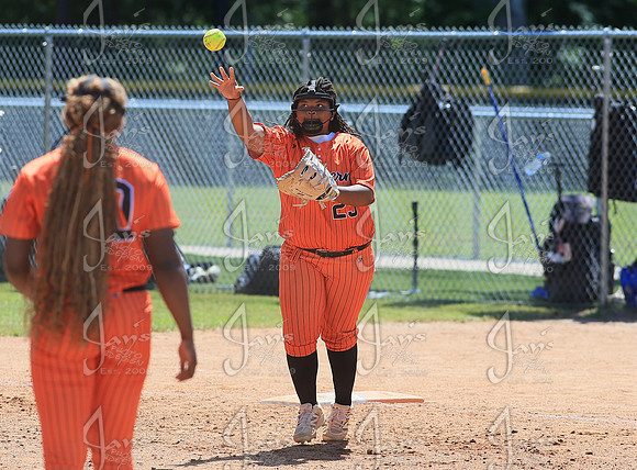 Malvern vs. Morrilton (4A-3 Regional Softball) 5-9-26_JWM_755
