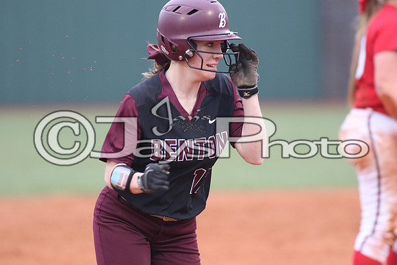 Vilonia @ Benton softball 3-3-2015 (©Justin Manning) JWM_003