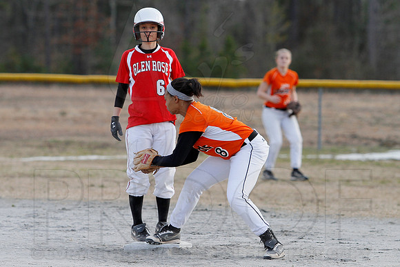 Glen Rose vs. Malvern Softball 3-4-13  JWM0117 (©Justin Manning)