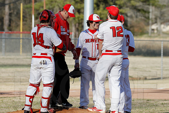 LR Christian @ Glen Rose Baseball 3-5-13  JWM0018 (©Justin Manning)