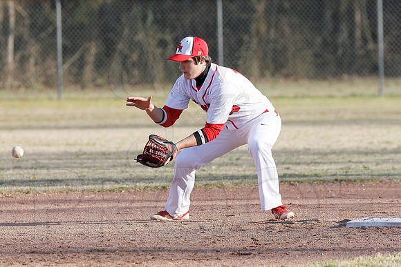 LR Christian @ Glen Rose Baseball 3-5-13  JWM0102 (©Justin Manning)