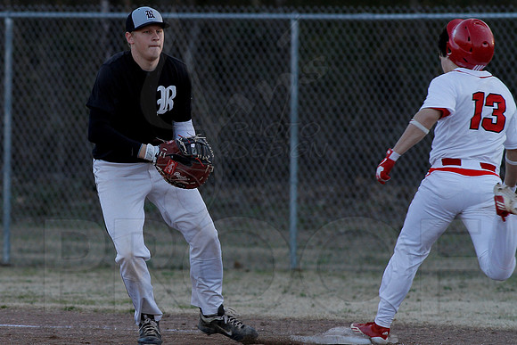 Pulaski Robinson @ Glen Rose Baseball 3-7-13 JWM0145 (©Justin Manning)