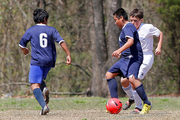 Burns Park Soccer 4-6-13(© Justin Manning) JWM0296