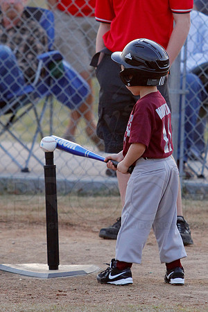 T-ball Angels vs Panthers 3-28-13 (© Justin Manning) JWM0011