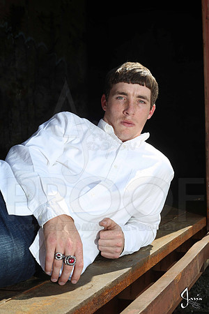 Collin & Makayla Senior pics 4-14-13 (© Justin Manning) JWM0279