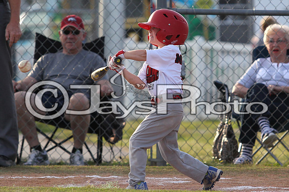 Bomb Squad vs. Cardinals 6-7 year old (Pitching Machine) 5-5-2015 (©Justin Manning) JWM_0145