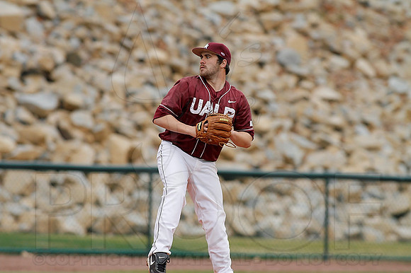 ASU @ UALR baseball 3-17-13 (© Justin Manning) JWM0440