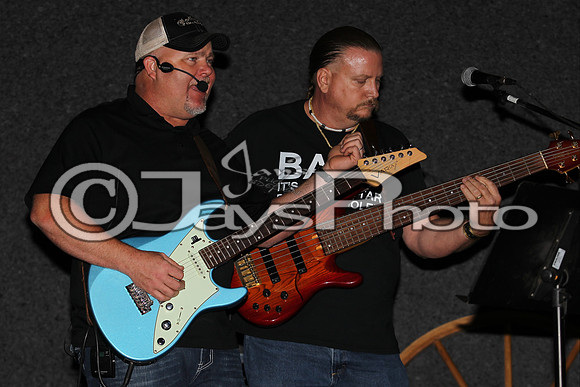 Midnight Hurricanes (Bubba Brew's) 4-25-2015 (©Justin Manning) JWM_0036