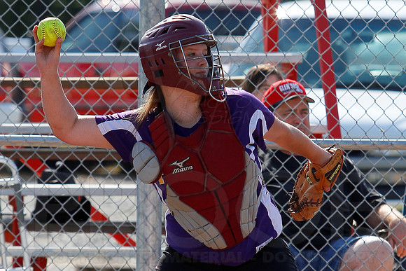 Poyen @ Glen Rose softball 4-22-13 (©Justin Manning) JWM0004